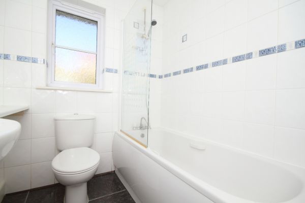 Cost of Shower Window Replacement in Denver