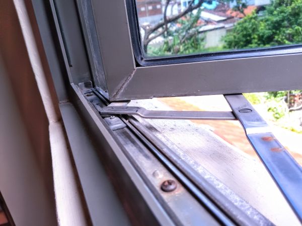 Cost of Hinged Window Replacement in Denver